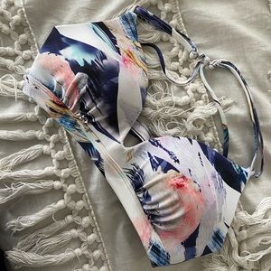 Athleta bikini top